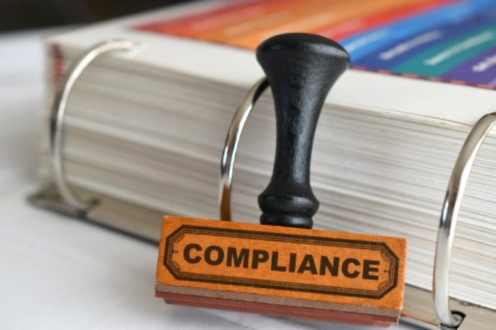 E-Mail Archivierung  - Compliance leicht gemacht – Mit unserer E-Mail-Archivierung stets im rechtlichen Rahmen.
